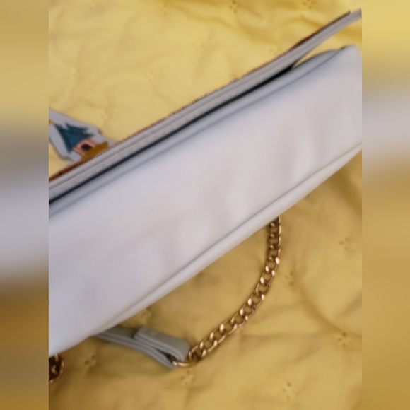 Disney Danielle Nicole Crossbody Disneyland Castle Purse - Picture 5 of 8